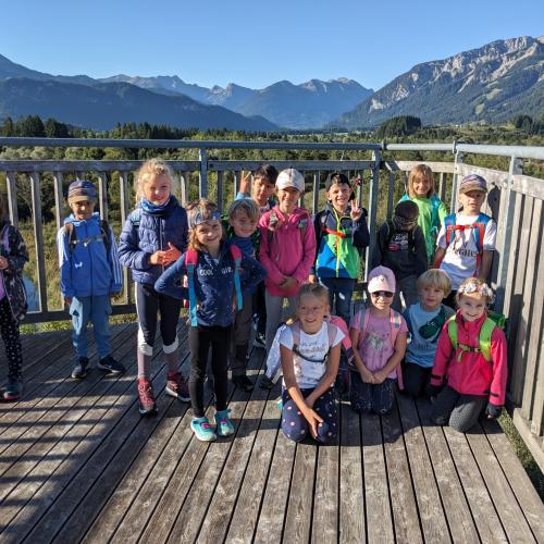 Klassenfoto am Vogelturm