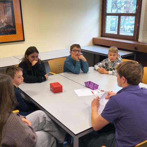 Kinder beim KIWI Projekttag 4